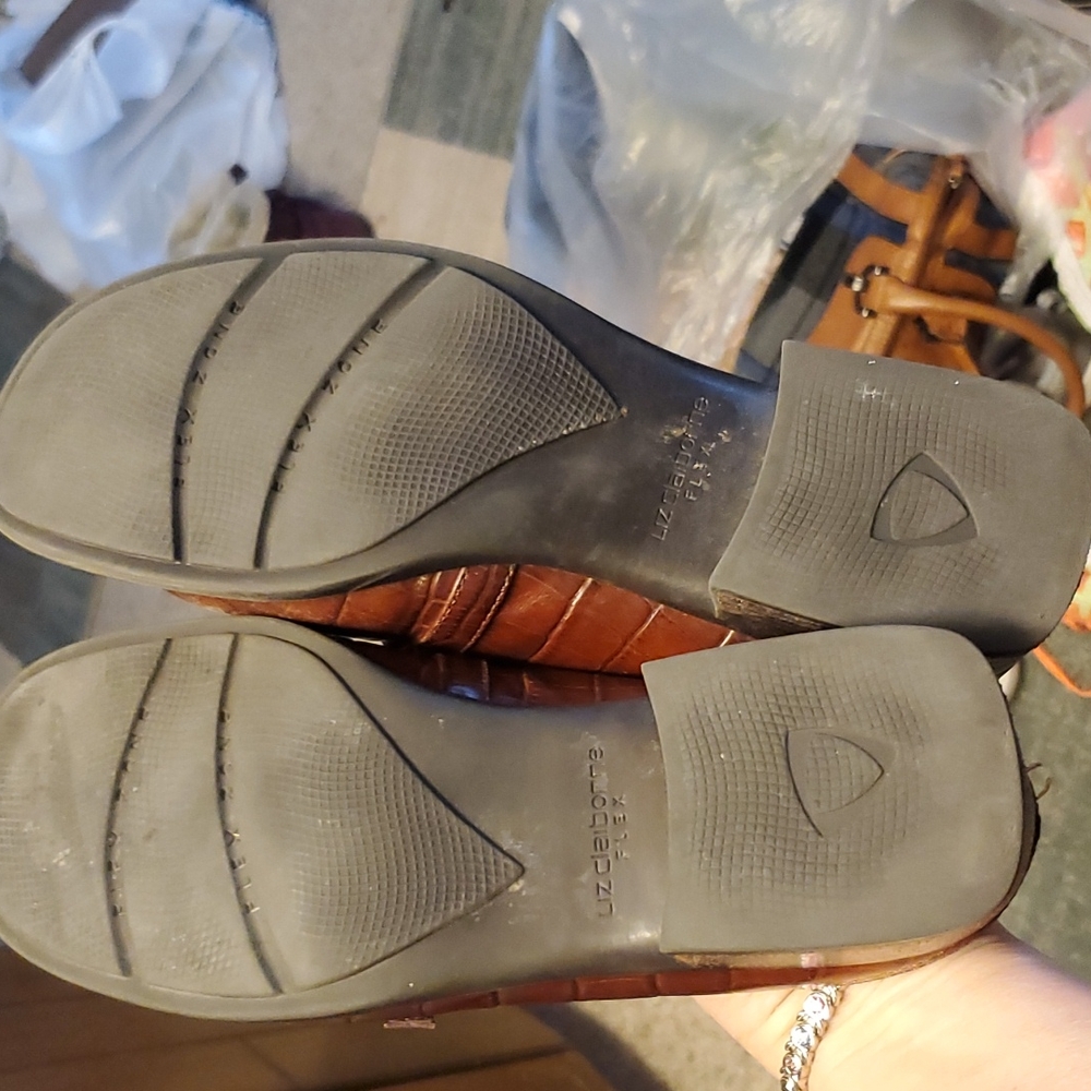 Liz claiborn flex Jenna super cute flex slip- on's w/ little buckle sz 8 - Picture 8 of 8
